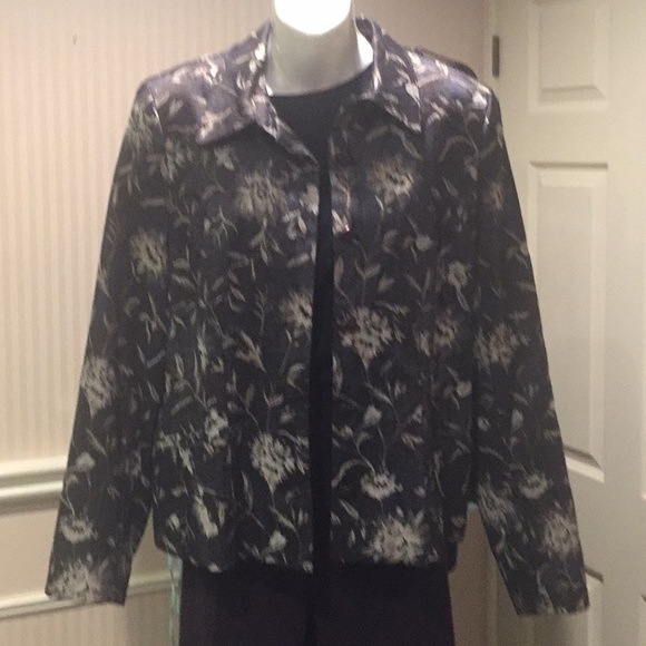 NWT Floral patterned blue blazer - Picture 1 of 5